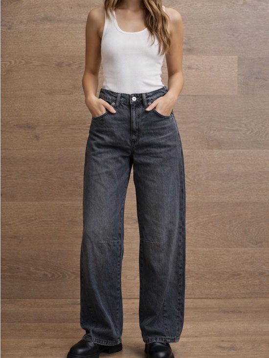 Zara Pants - Zara High Waist Washed Black Wide Leg Jeans Barrel Fit Trendy Size 0